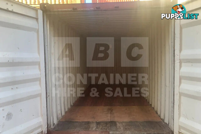 20' STANDARD HEIGHT SHIPPING CONTAINER - in Chinchilla