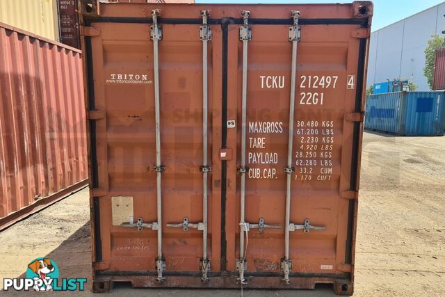 20' STANDARD HEIGHT SHIPPING CONTAINER - in Brisbane