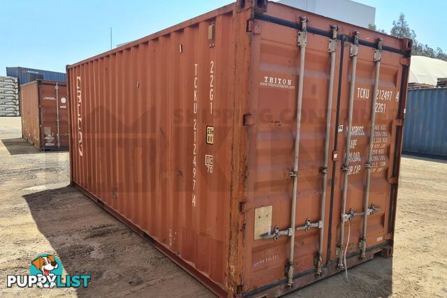 20' STANDARD HEIGHT SHIPPING CONTAINER - in Brisbane