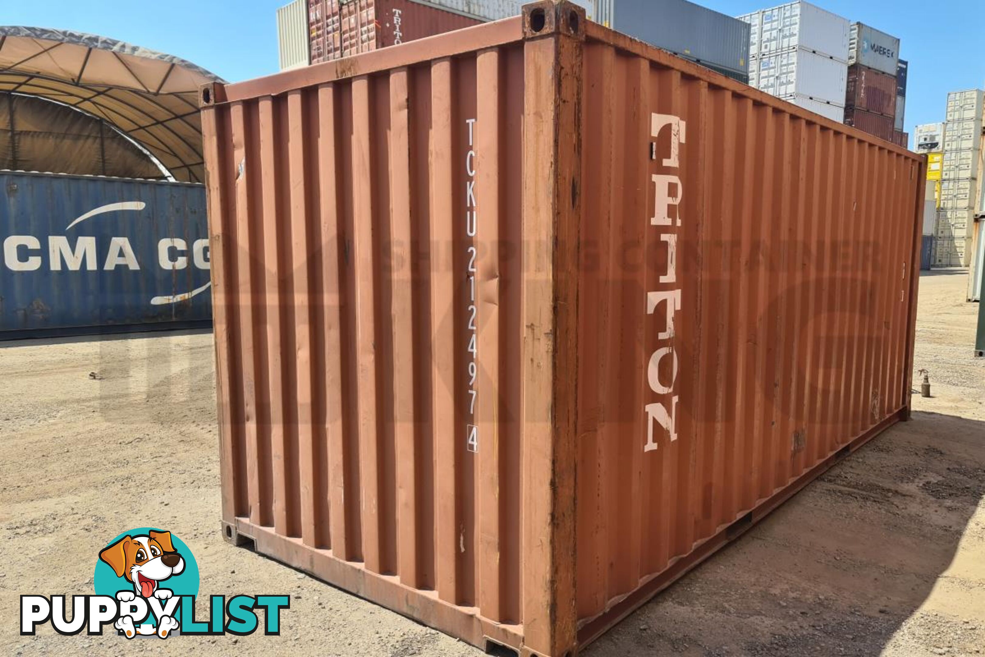 20' STANDARD HEIGHT SHIPPING CONTAINER - in Brisbane