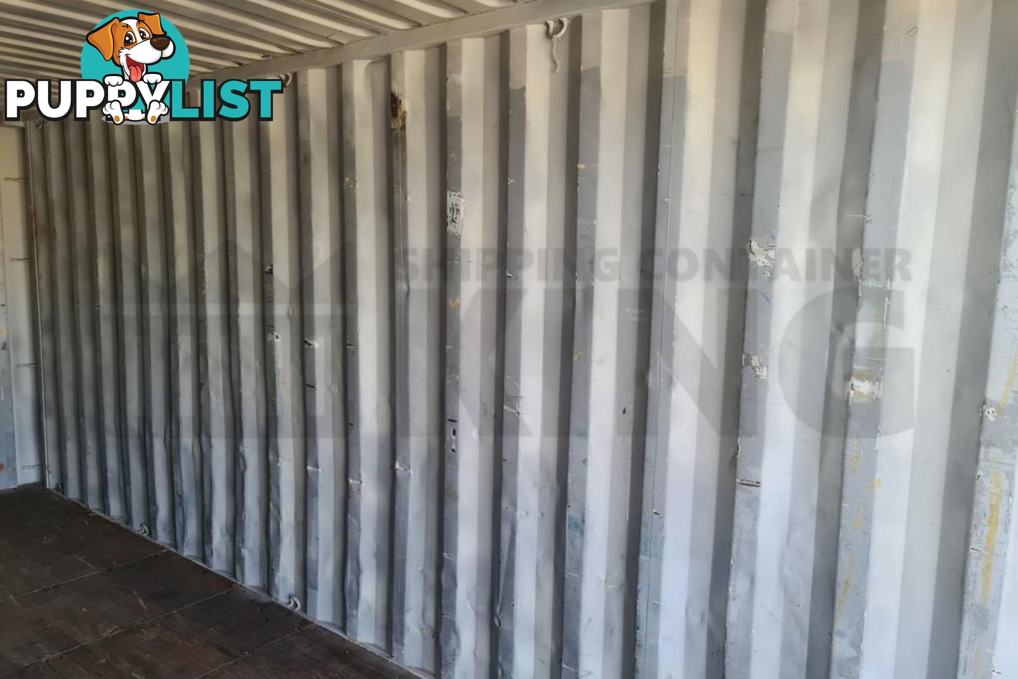 20' STANDARD HEIGHT SHIPPING CONTAINER - in Brisbane