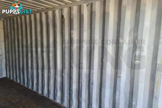 20' STANDARD HEIGHT SHIPPING CONTAINER - in Brisbane