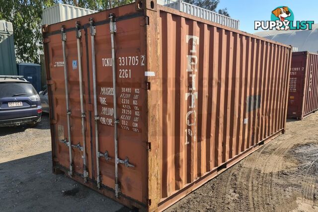 20' STANDARD HEIGHT SHIPPING CONTAINER - in Brisbane