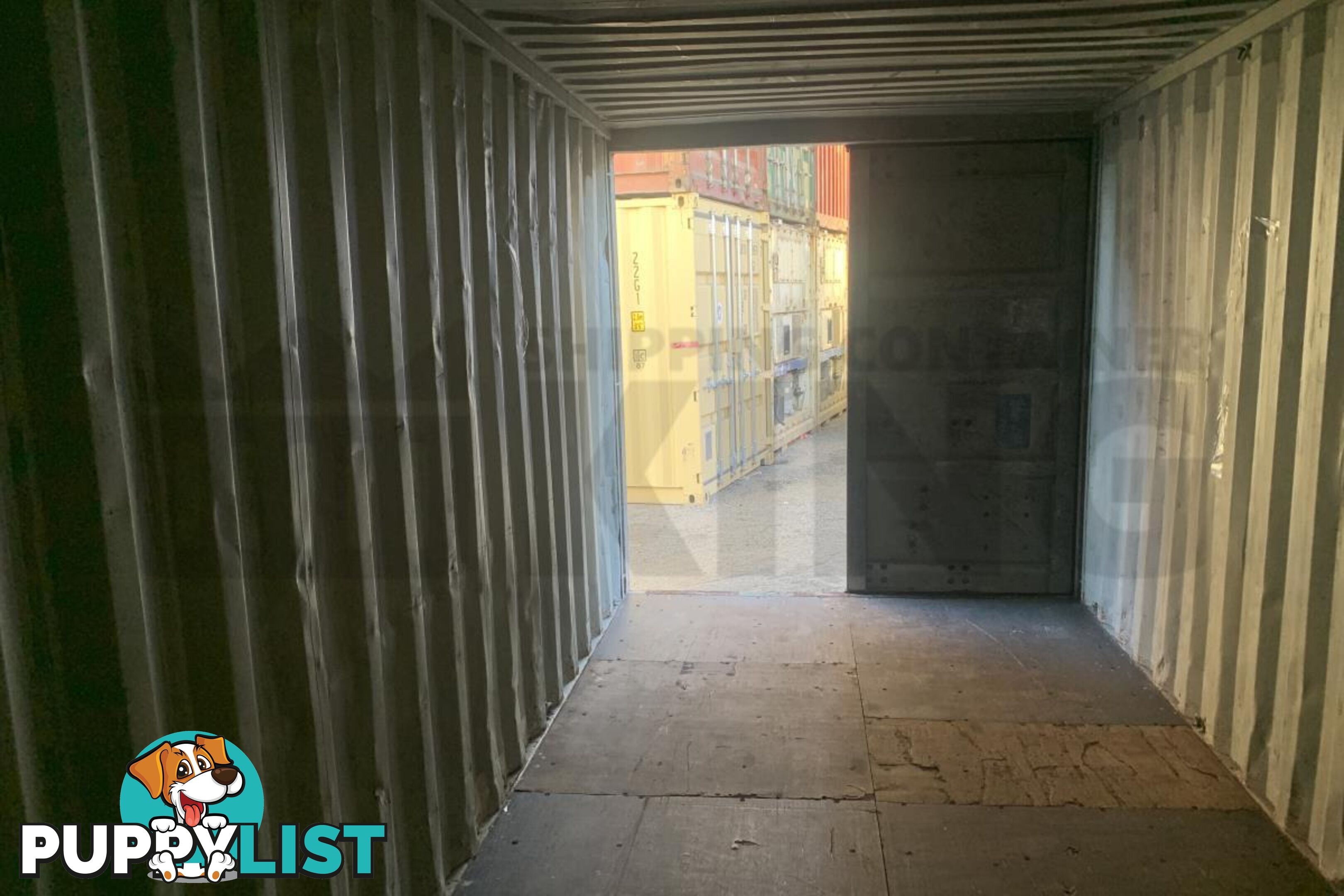 20' STANDARD HEIGHT SHIPPING CONTAINER - in Rockhampton