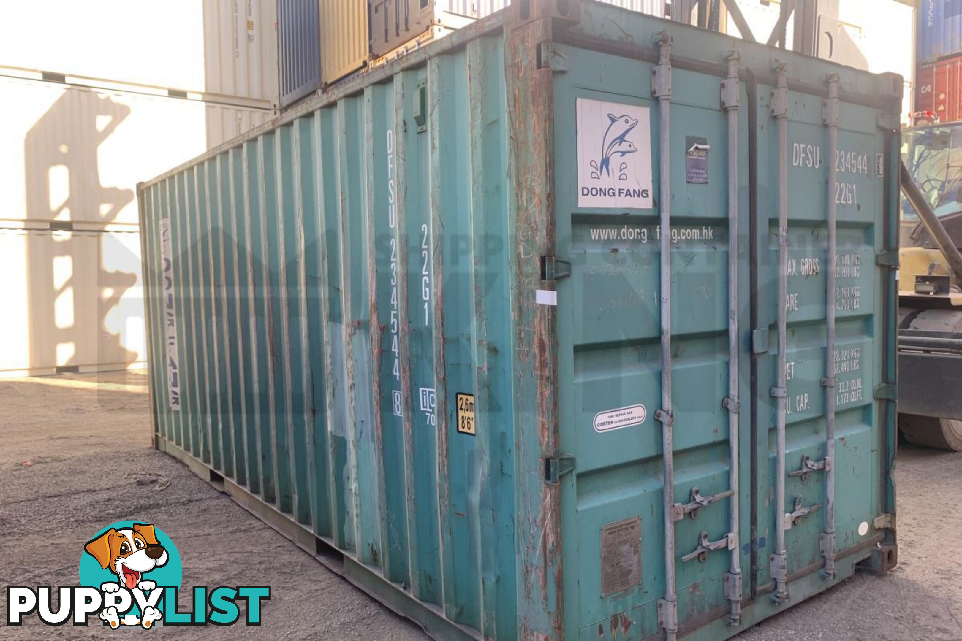 20' STANDARD HEIGHT SHIPPING CONTAINER - in Rockhampton