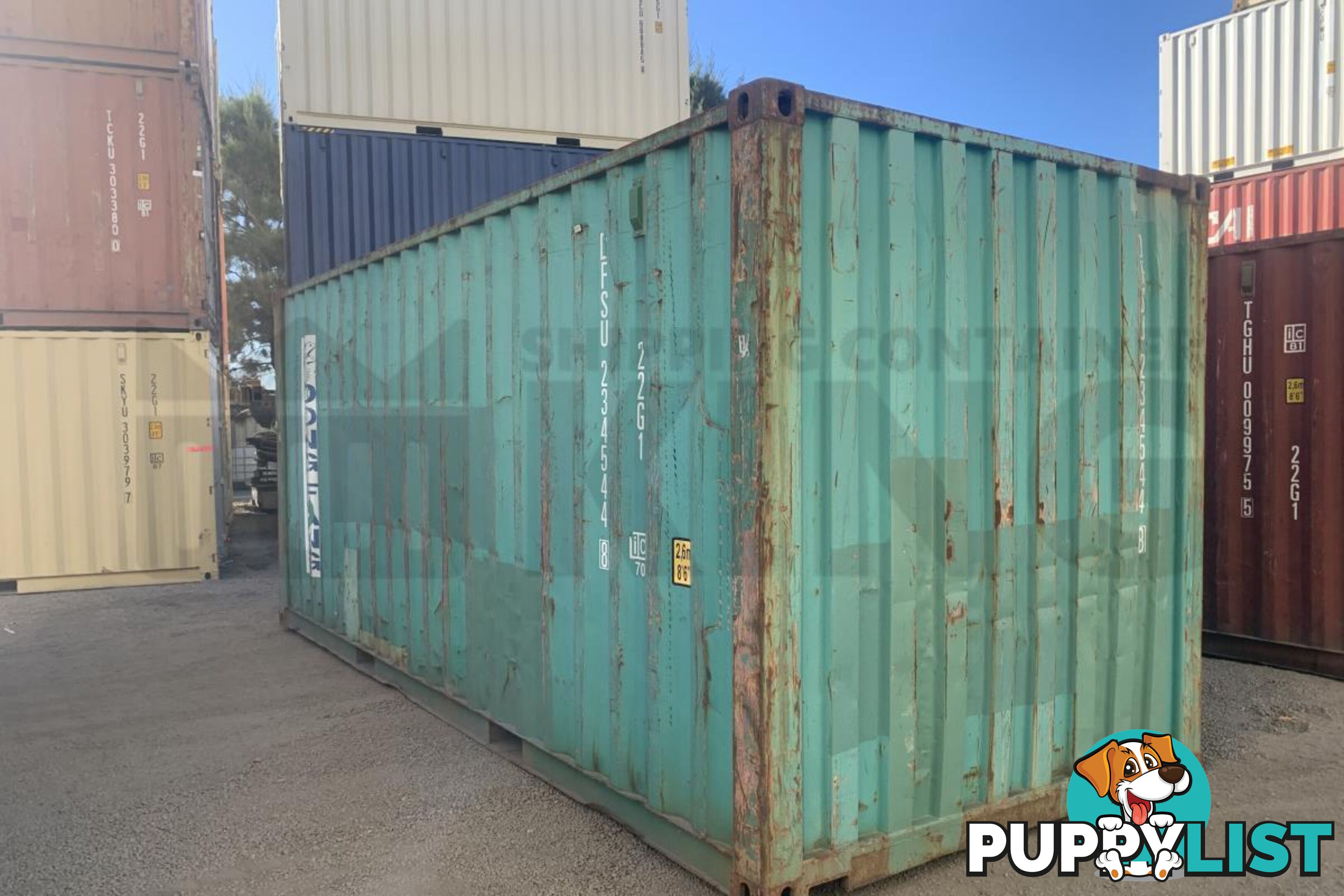 20' STANDARD HEIGHT SHIPPING CONTAINER - in Rockhampton