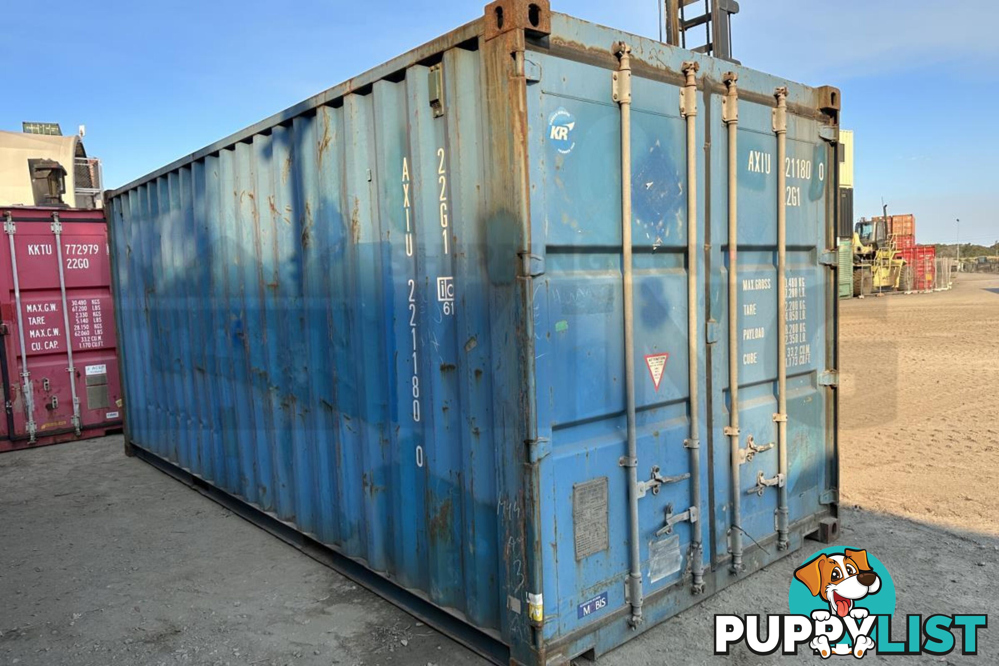 20' STANDARD HEIGHT SHIPPING CONTAINER - in Toowoomba