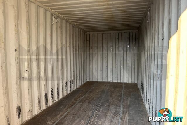 20' STANDARD HEIGHT SHIPPING CONTAINER - in Toowoomba