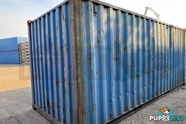 20' STANDARD HEIGHT SHIPPING CONTAINER - in Toowoomba