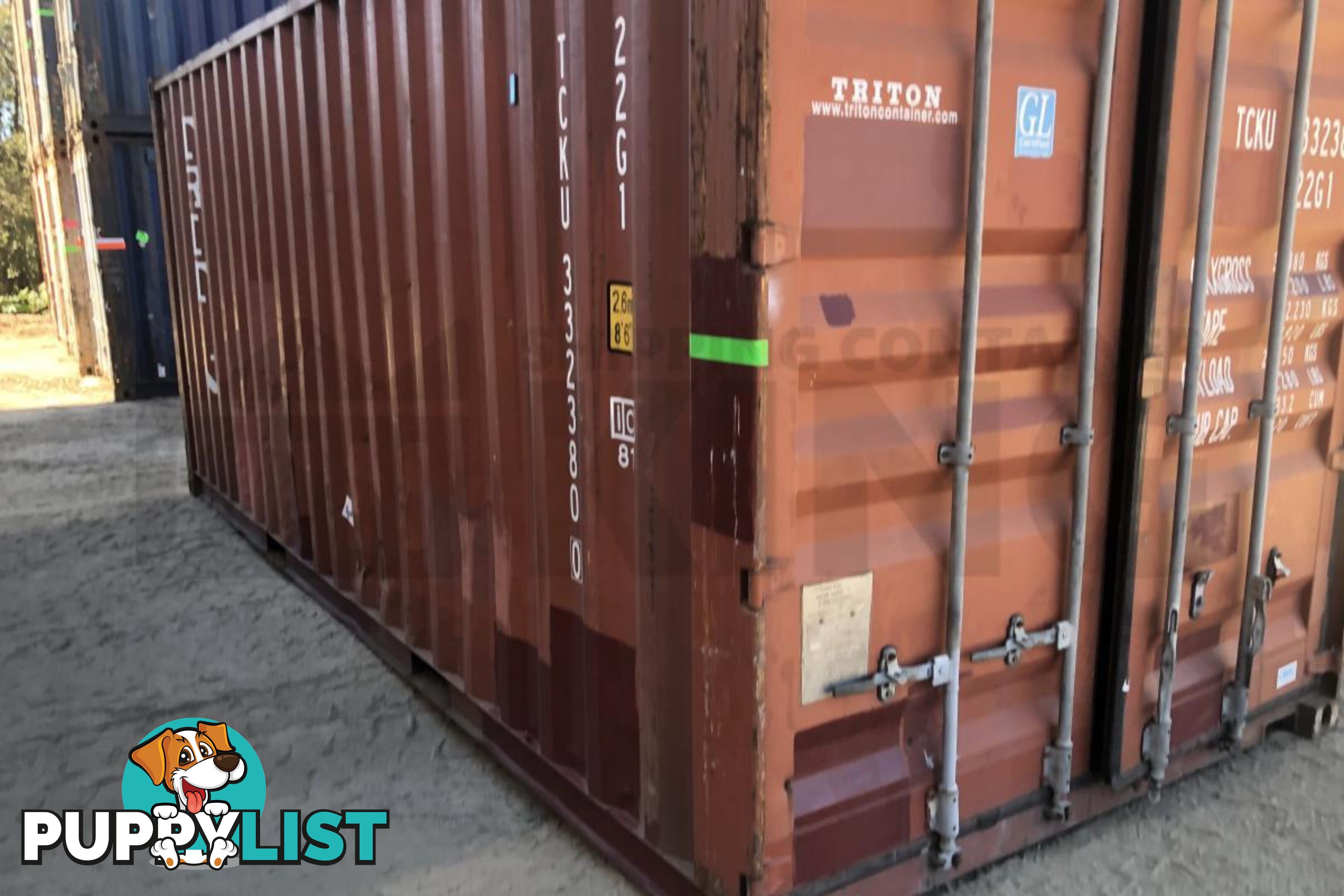 20' STANDARD HEIGHT SHIPPING CONTAINER - in Warwick