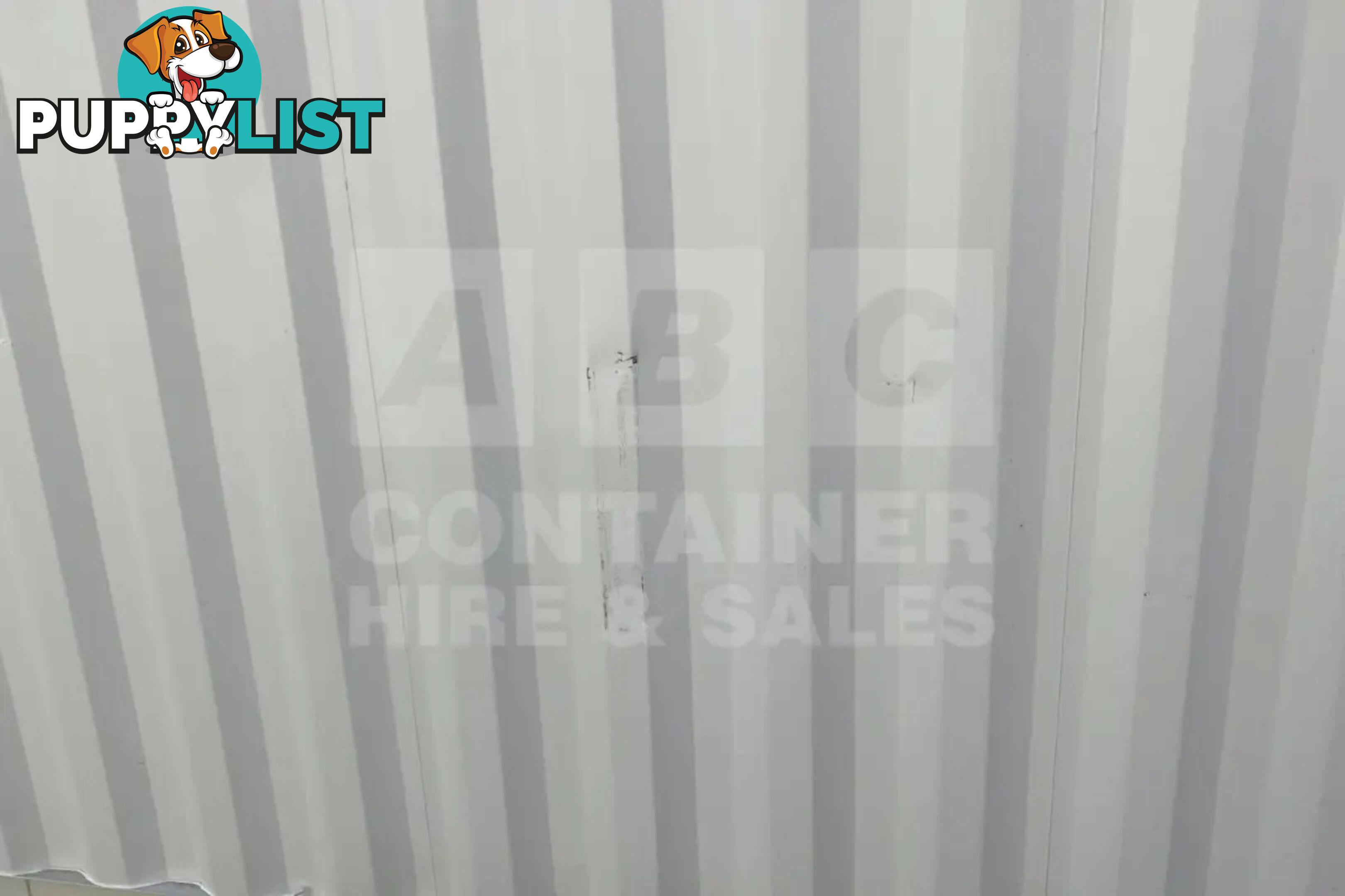 20' STANDARD HEIGHT SHIPPING CONTAINER - in Brisbane