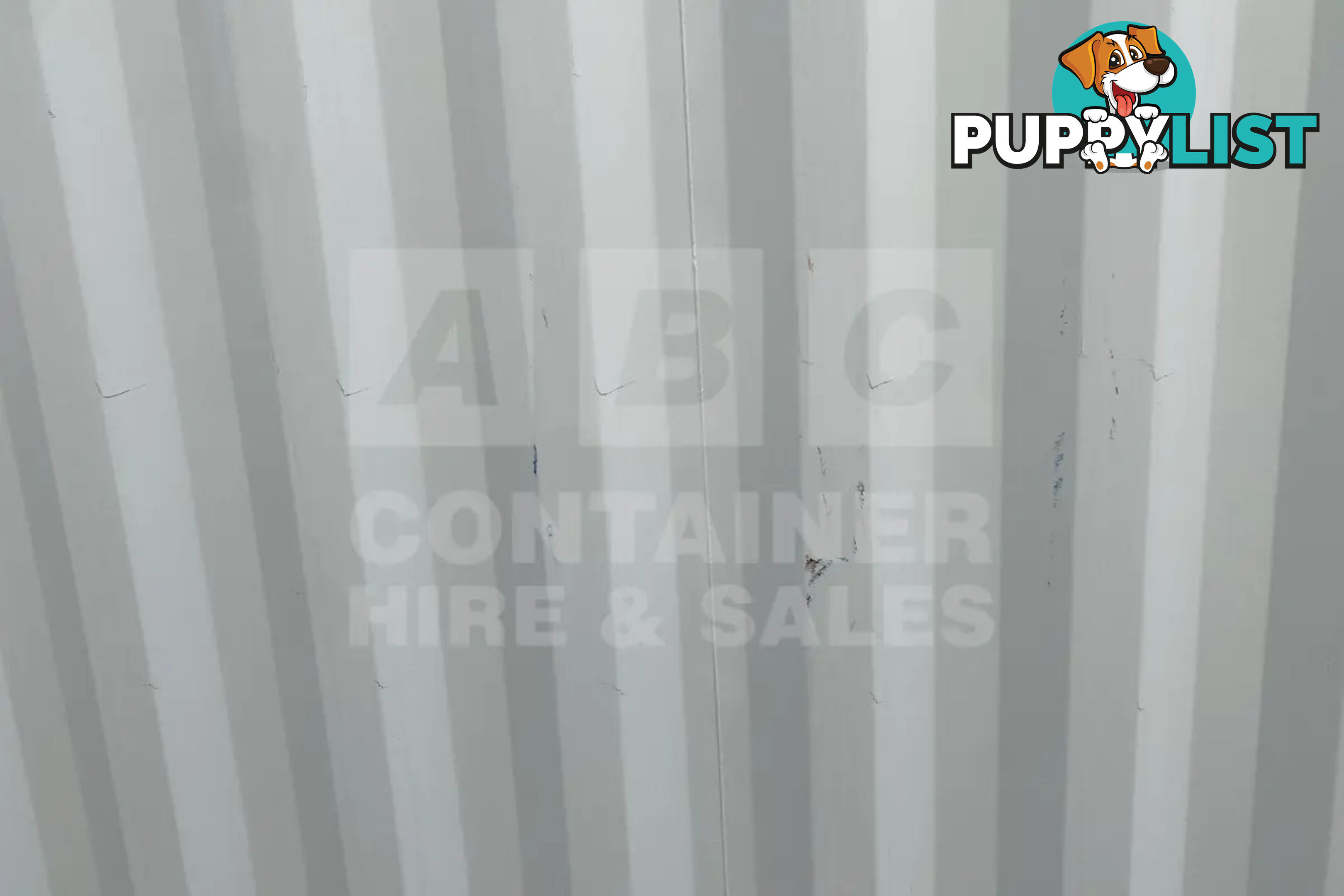 20' STANDARD HEIGHT SHIPPING CONTAINER - in Brisbane