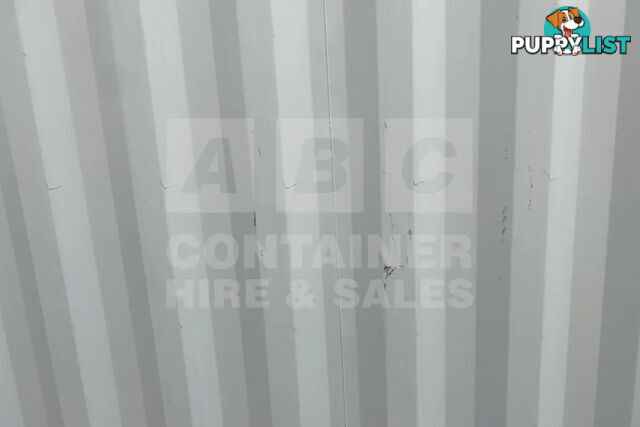 20' STANDARD HEIGHT SHIPPING CONTAINER - in Brisbane