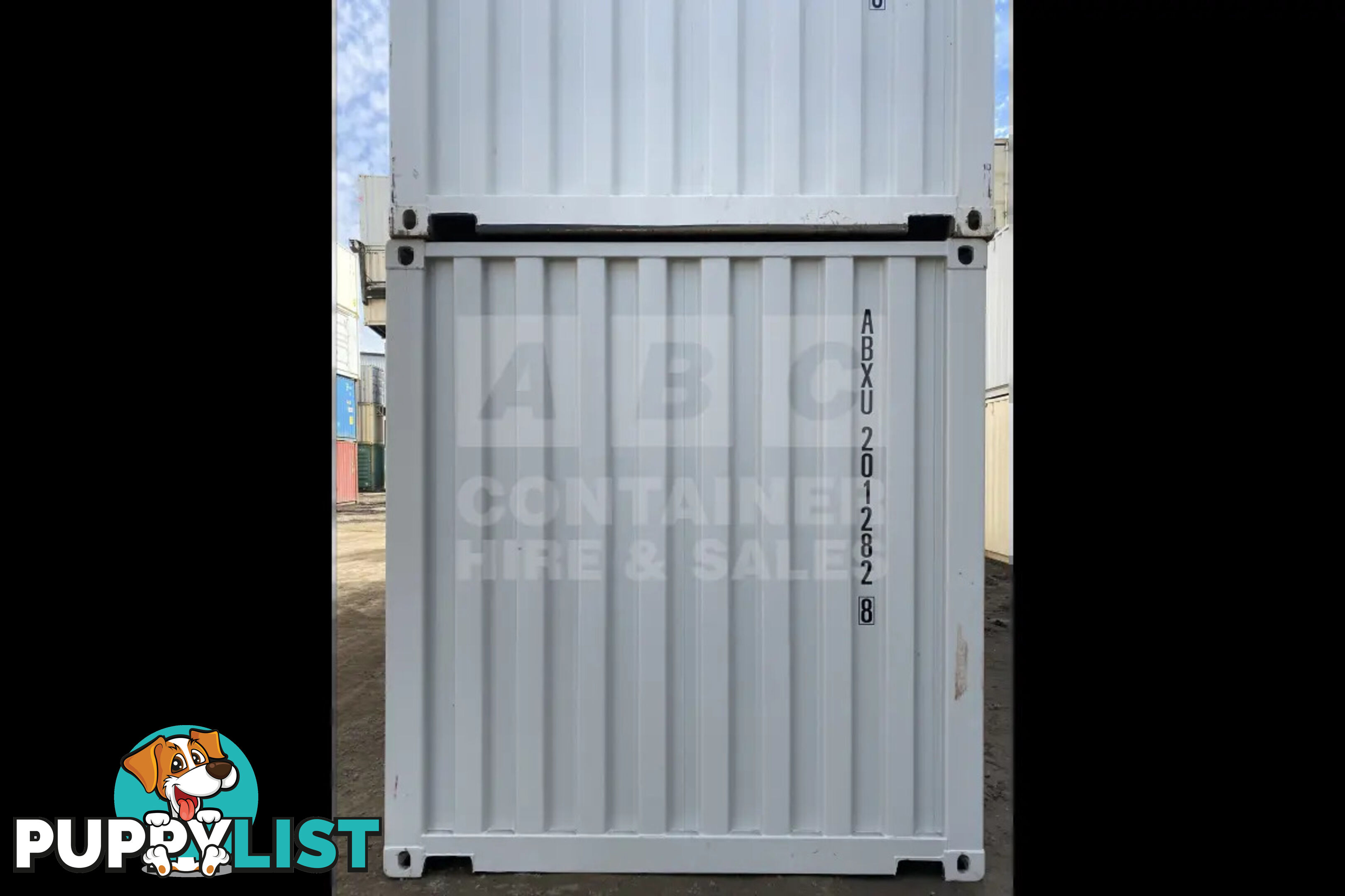 20' STANDARD HEIGHT SHIPPING CONTAINER - in Brisbane