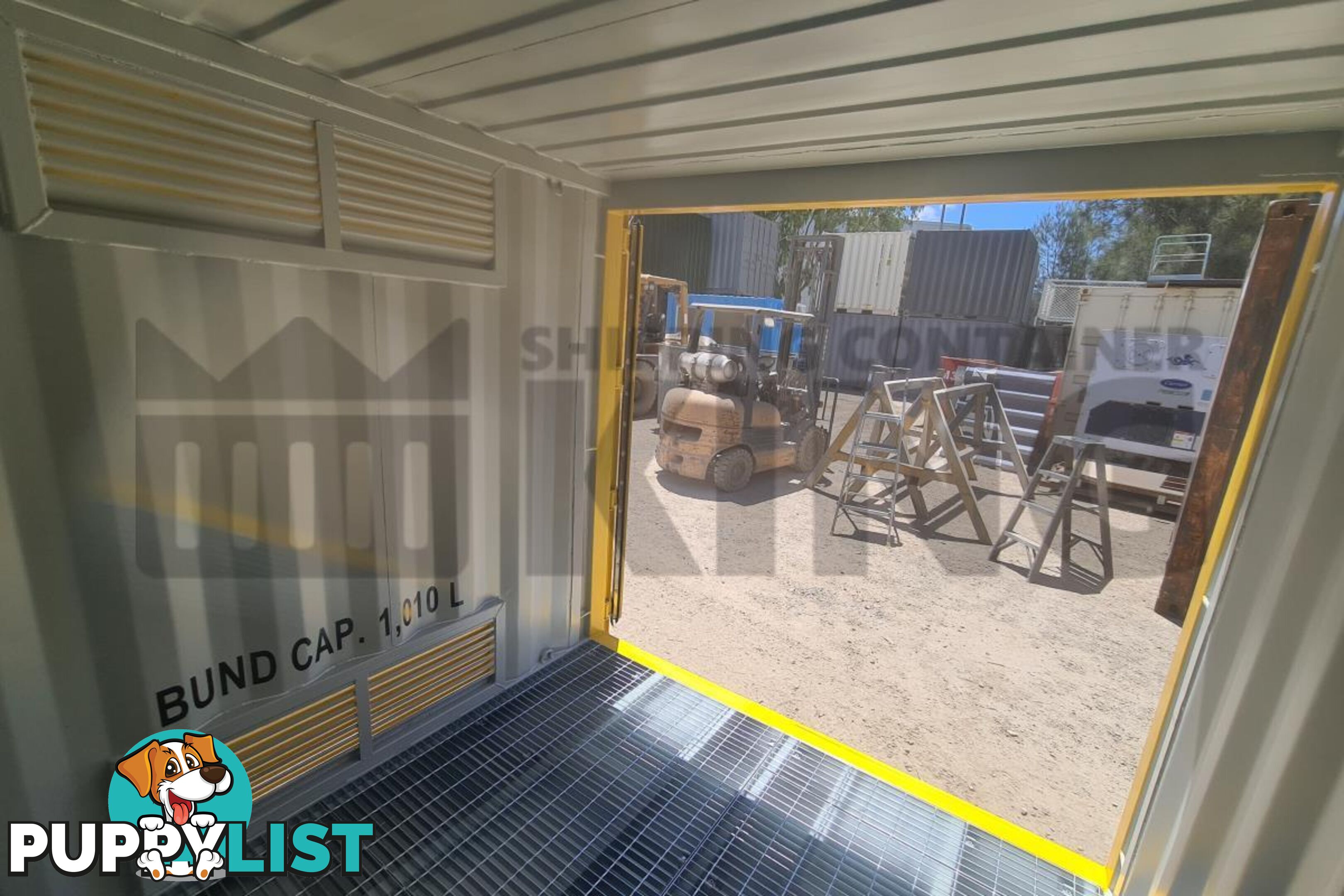 8' DANGEROUS GOODS SHIPPING CONTAINER (4 CORNER POST)