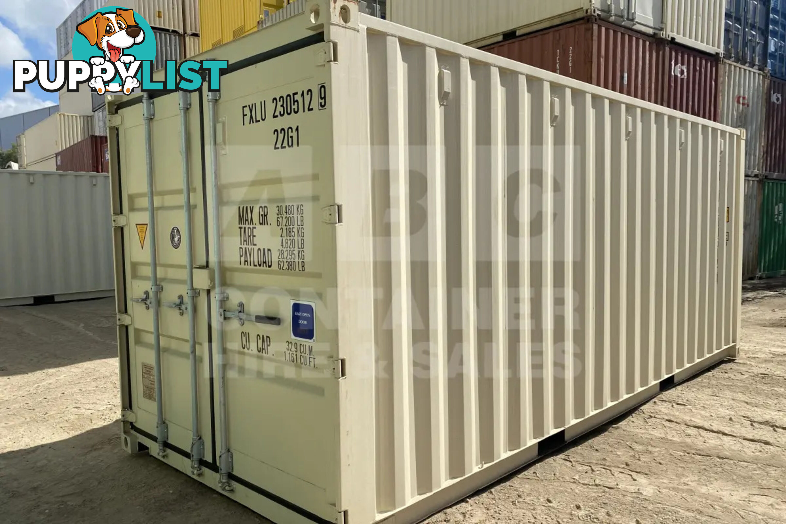 20' STANDARD HEIGHT SHIPPING CONTAINER (TRI DOOR) - in Brisbane