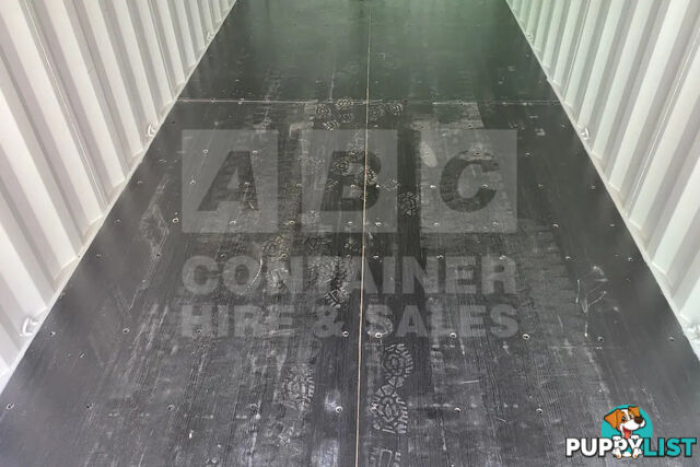 20' STANDARD HEIGHT SHIPPING CONTAINER (TRI DOOR) - in Brisbane