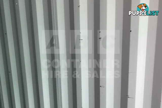 20' STANDARD HEIGHT SHIPPING CONTAINER (TRI DOOR) - in Brisbane