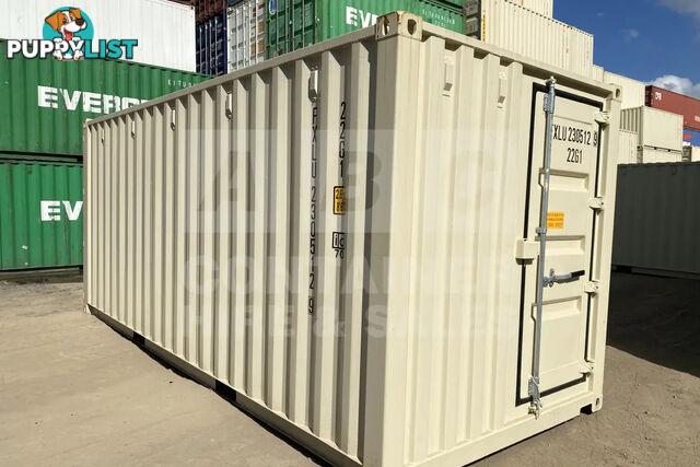 20' STANDARD HEIGHT SHIPPING CONTAINER (TRI DOOR) - in Brisbane