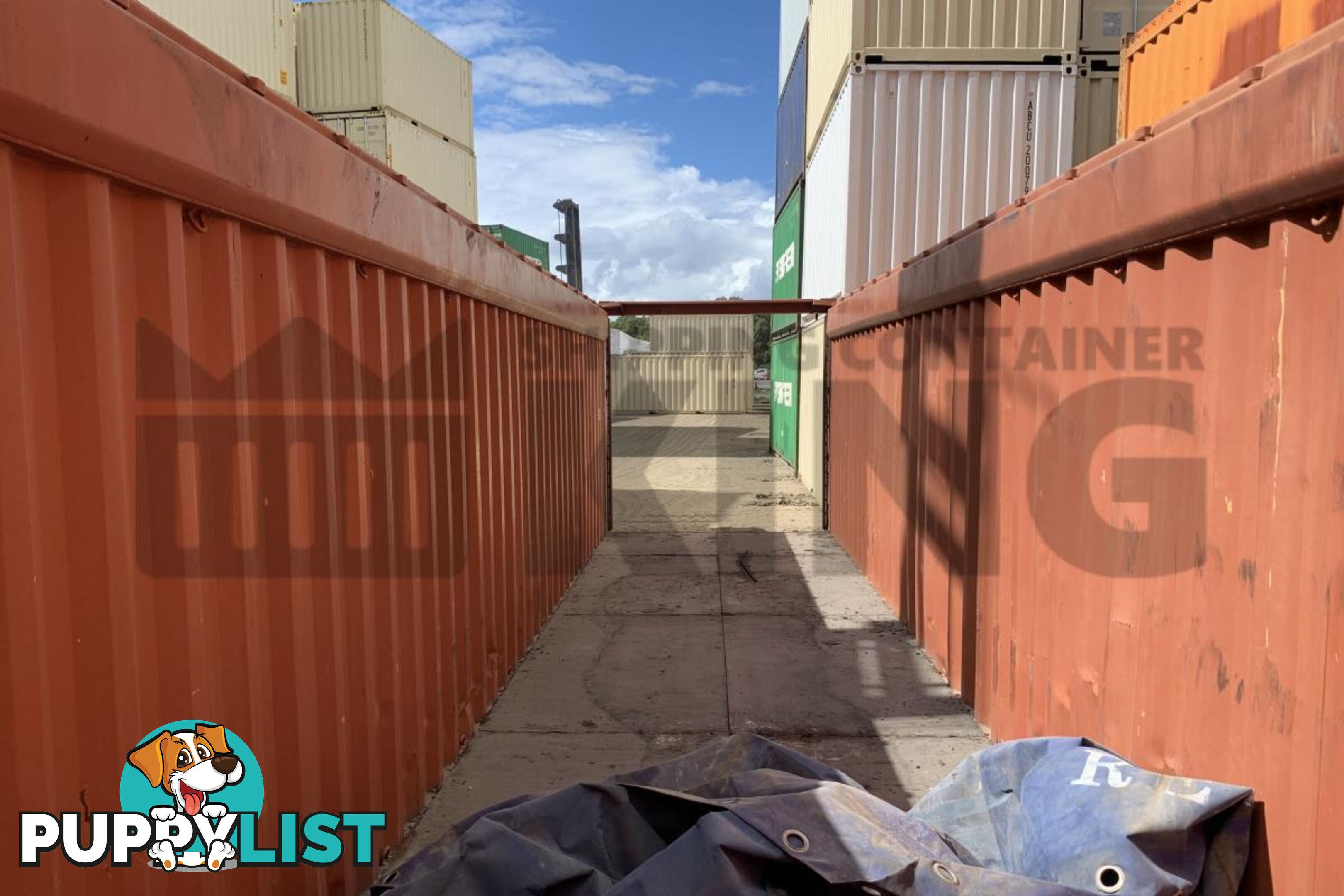40' STANDARD HEIGHT OPEN TOP SHIPPING CONTAINER (TARP AND BOWS, TIMBER FLOOR)