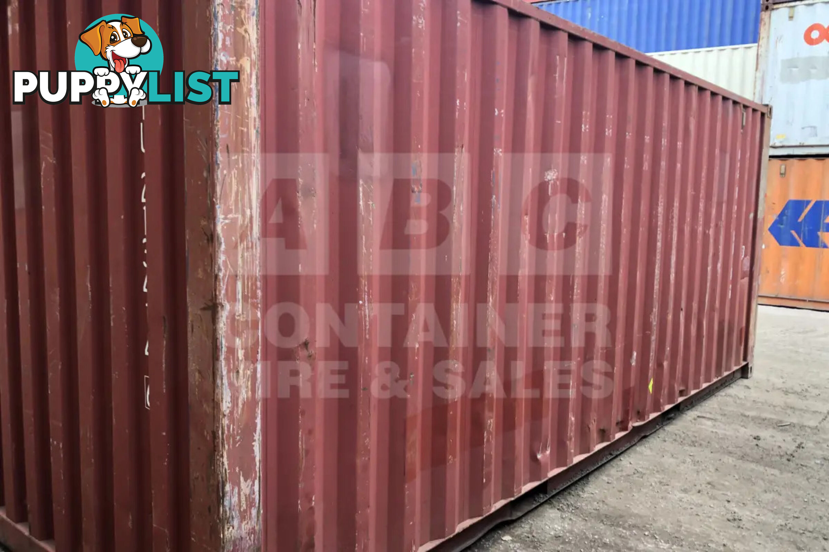 20' STANDARD HEIGHT SHIPPING CONTAINER - in Brisbane