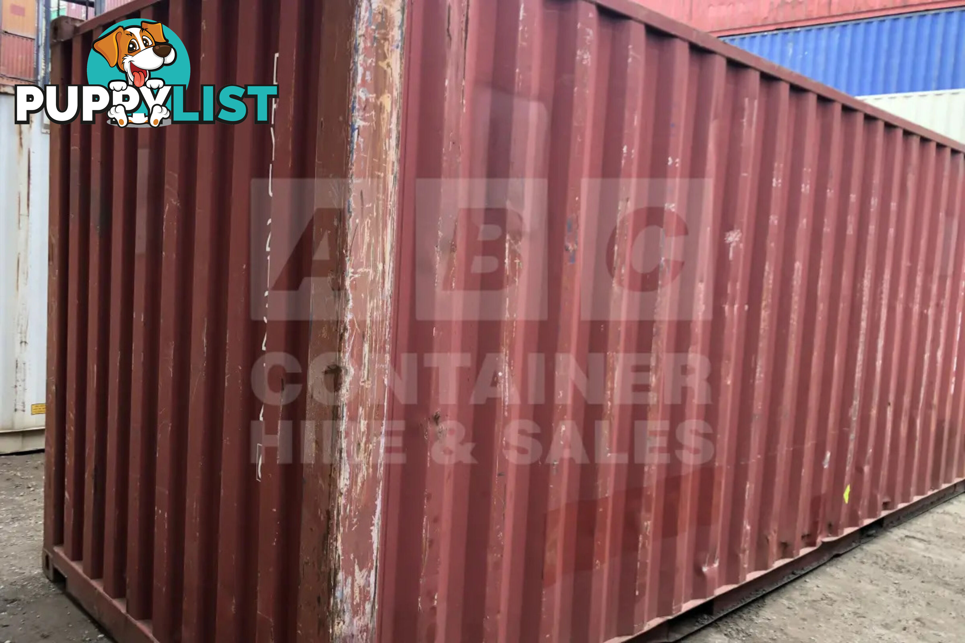 20' STANDARD HEIGHT SHIPPING CONTAINER - in Brisbane