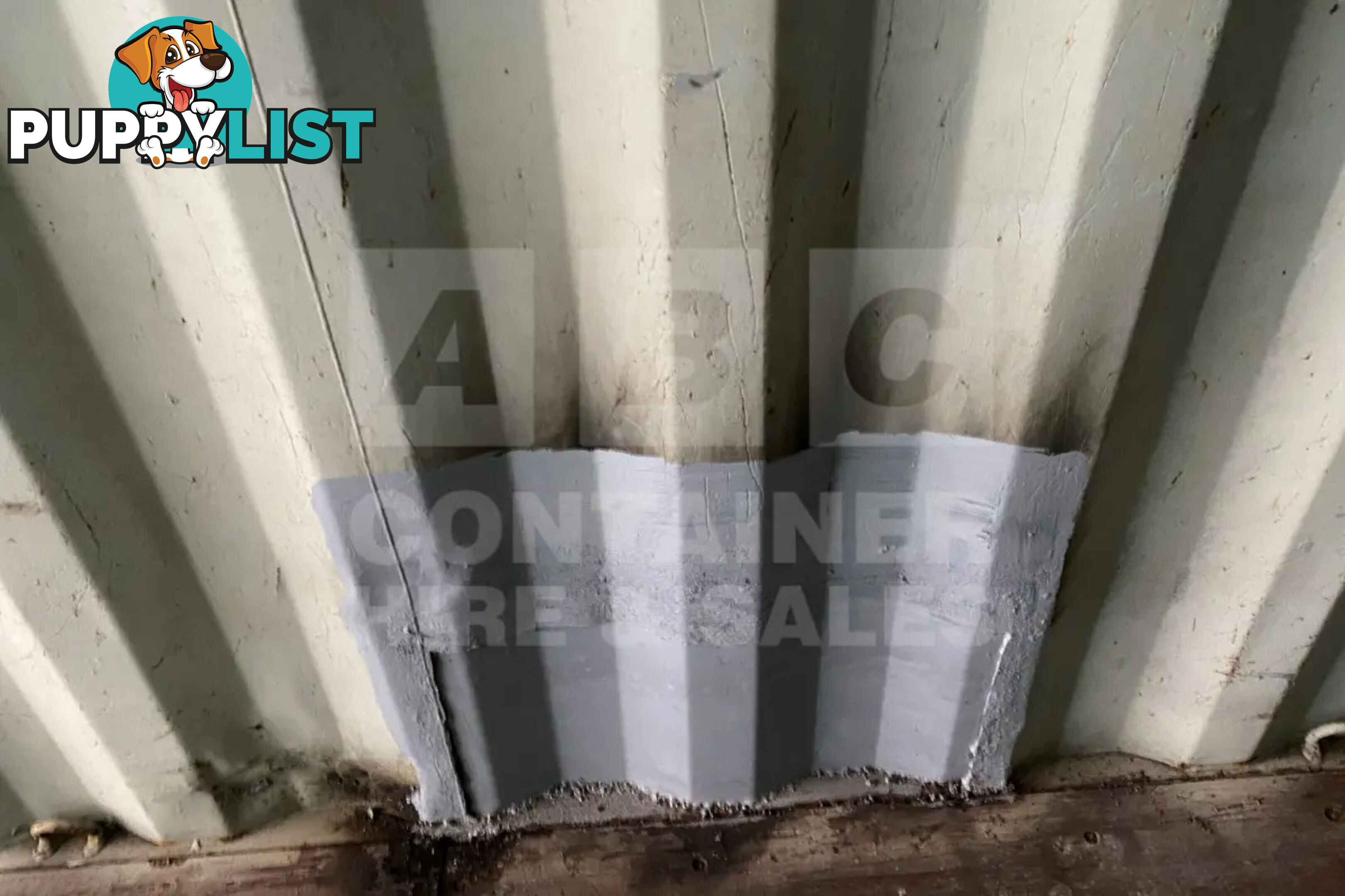 20' STANDARD HEIGHT SHIPPING CONTAINER - in Brisbane