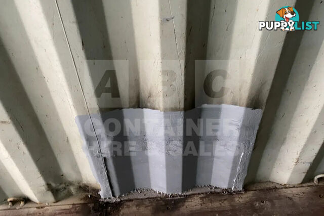 20' STANDARD HEIGHT SHIPPING CONTAINER - in Brisbane