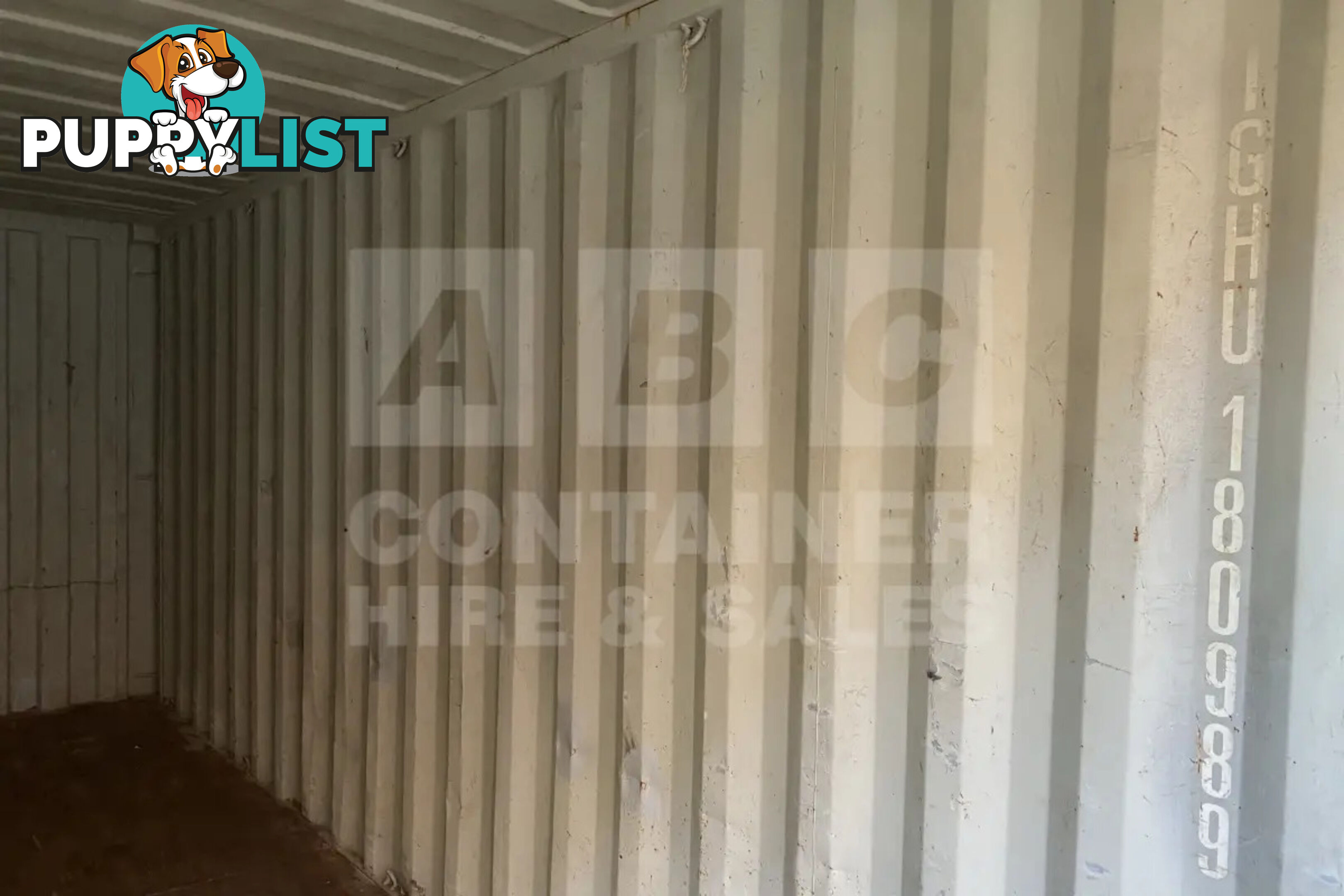 20' STANDARD HEIGHT SHIPPING CONTAINER - in Brisbane
