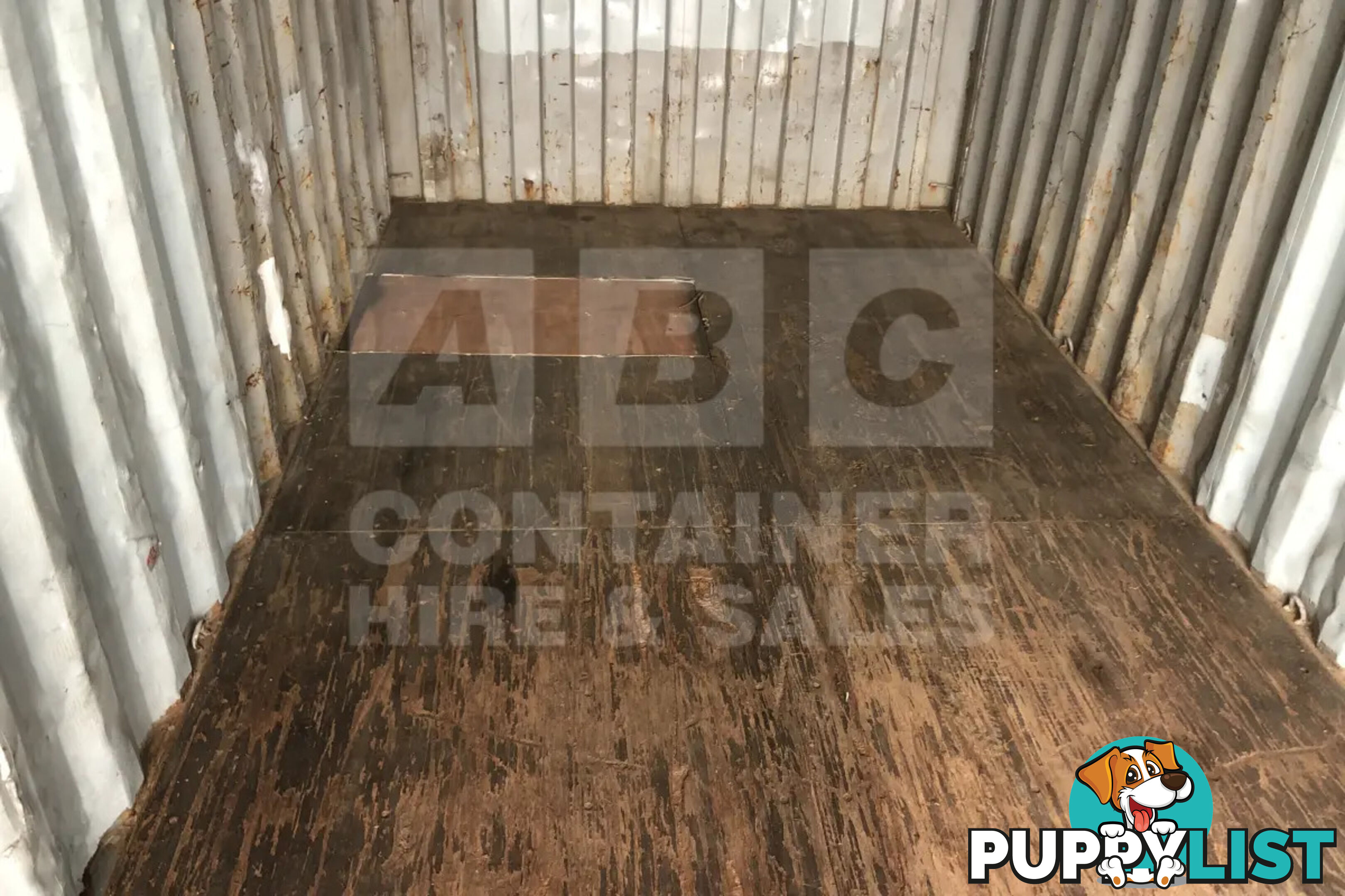 20' STANDARD HEIGHT SHIPPING CONTAINER