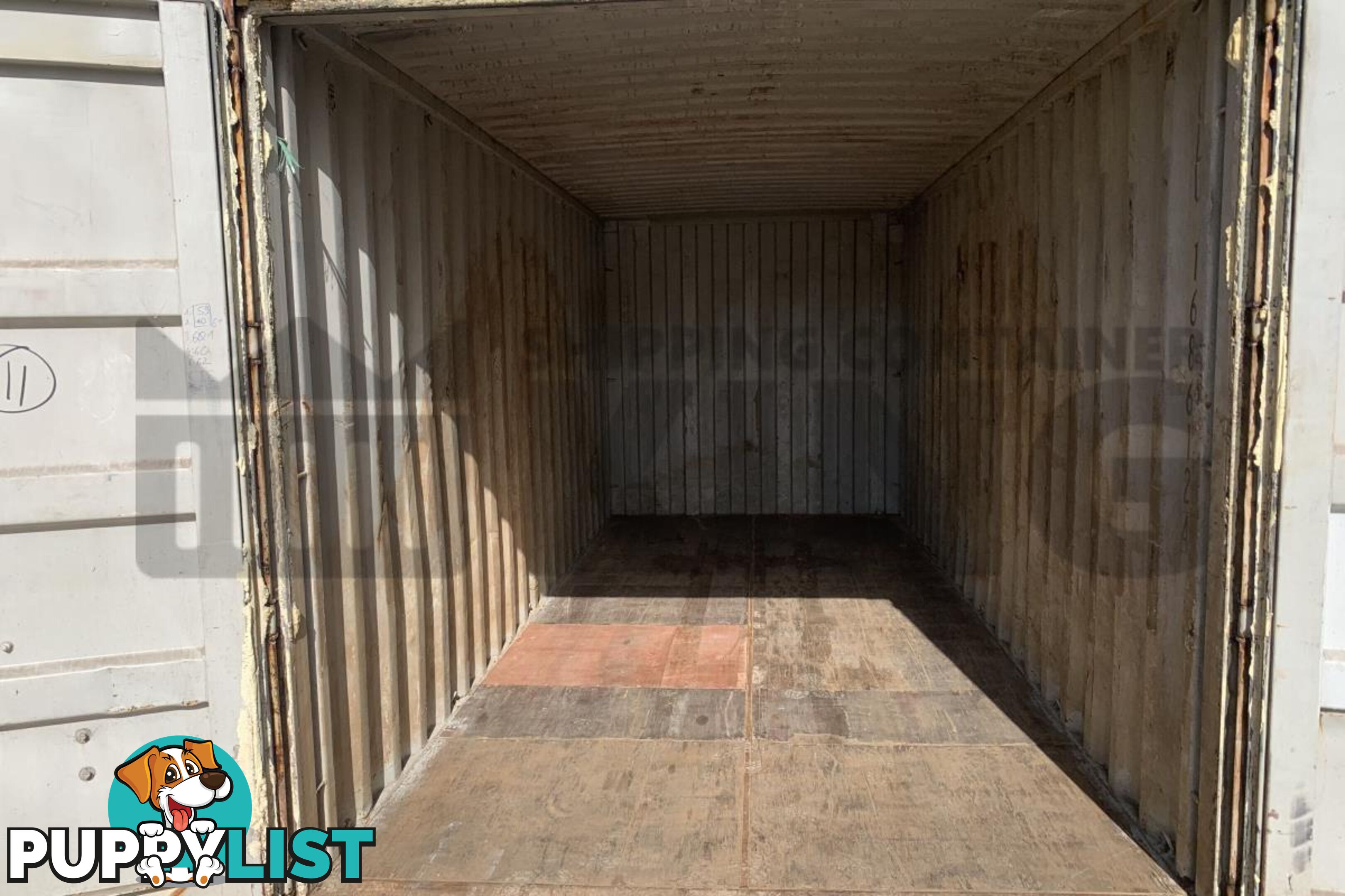 20' STANDARD HEIGHT SHIPPING CONTAINER