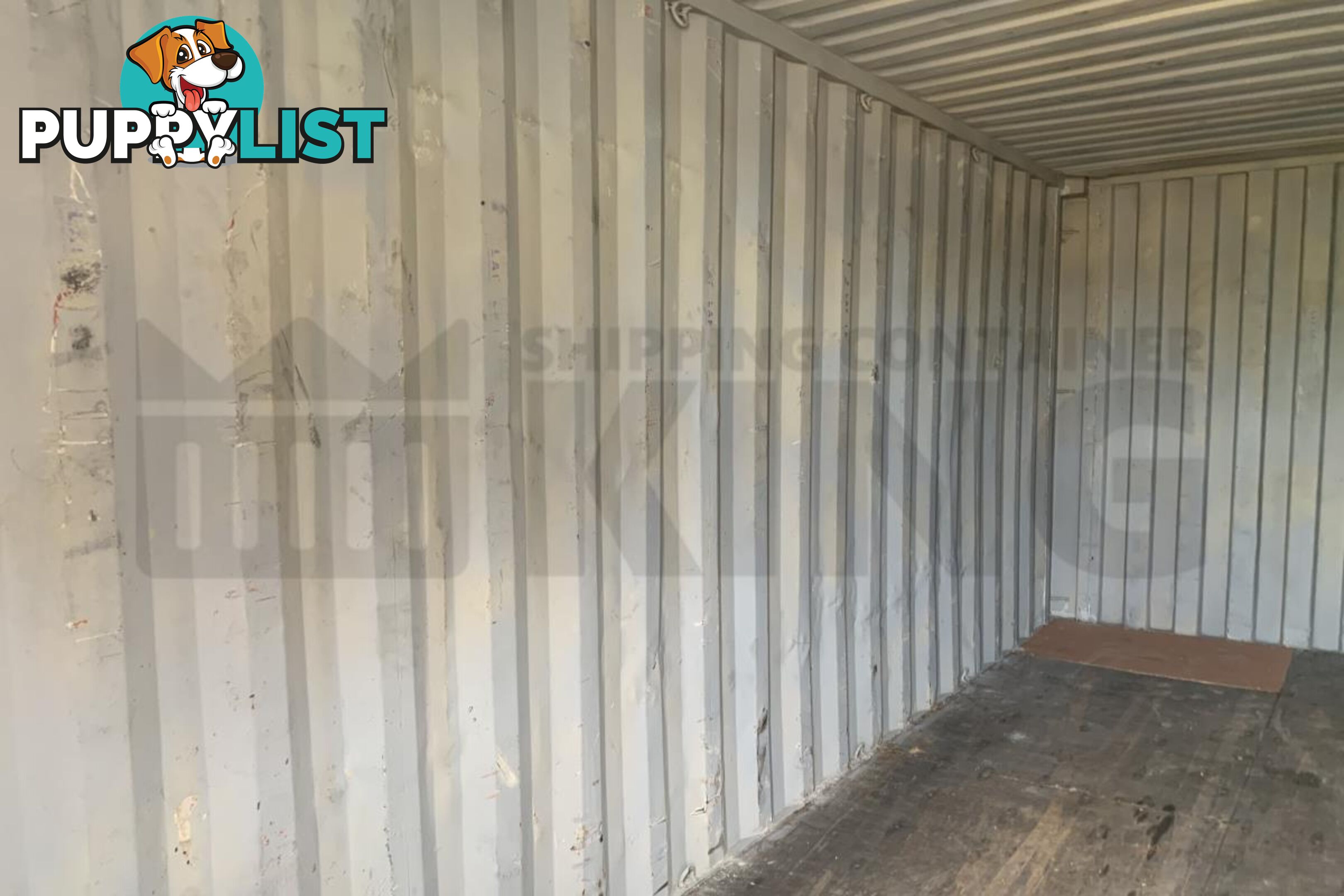 20' STANDARD HEIGHT SHIPPING CONTAINER - in Brisbane