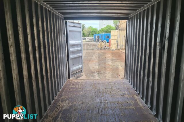 20' STANDARD HEIGHT SHIPPING CONTAINER - in Brisbane