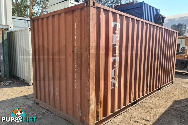 20' STANDARD HEIGHT SHIPPING CONTAINER - in Brisbane