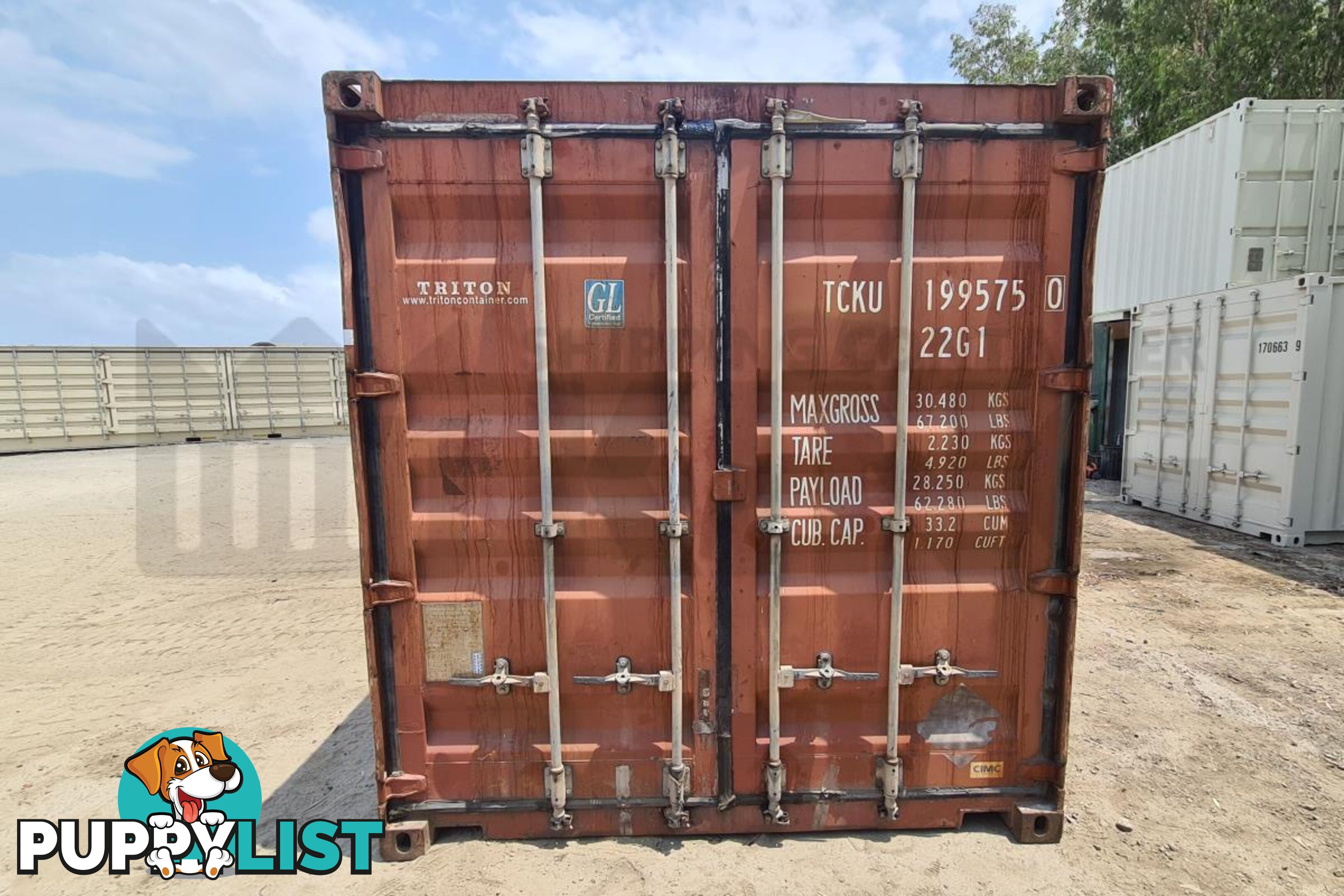 20' STANDARD HEIGHT SHIPPING CONTAINER - in Brisbane