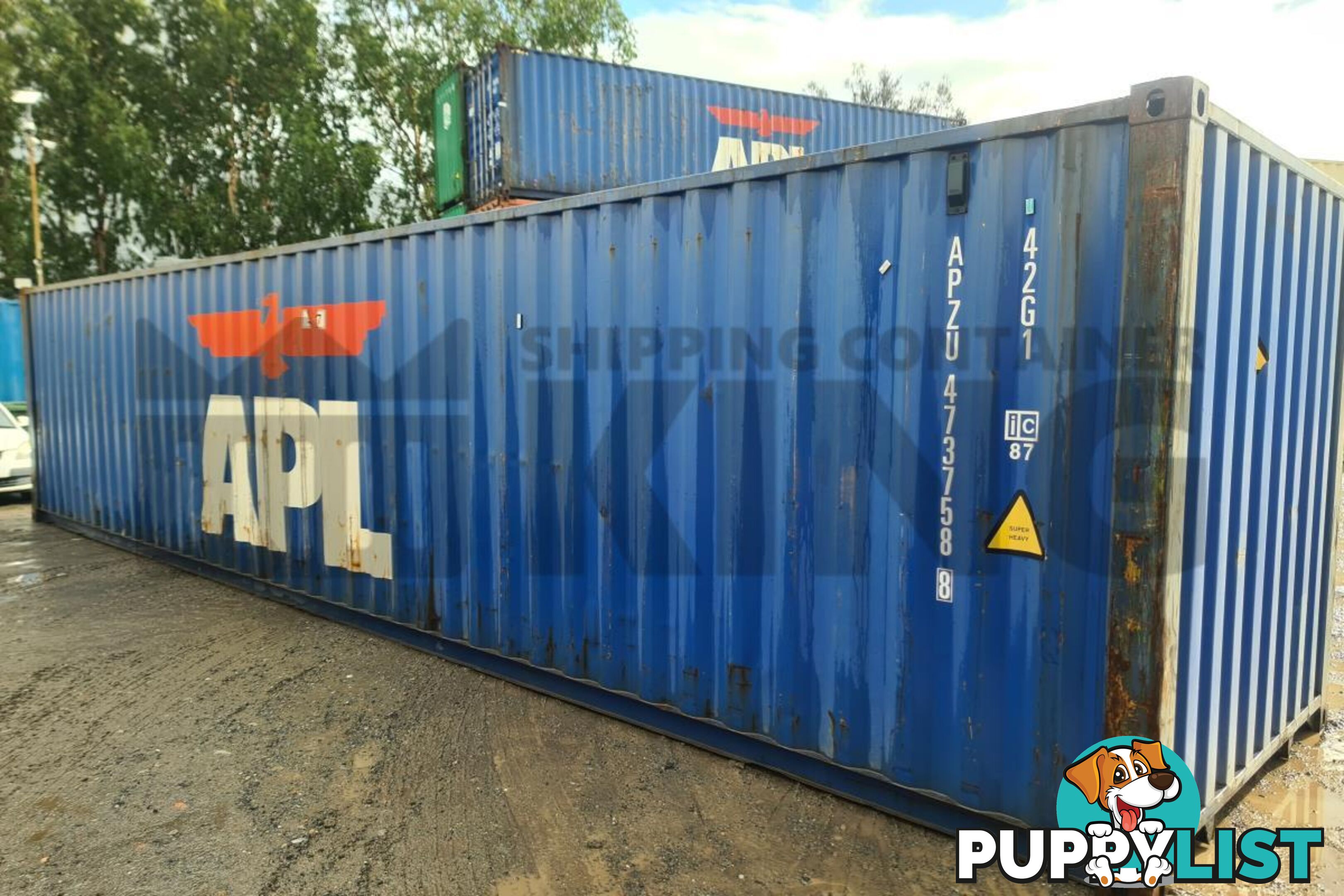 40' STANDARD HEIGHT SHIPPING CONTAINER