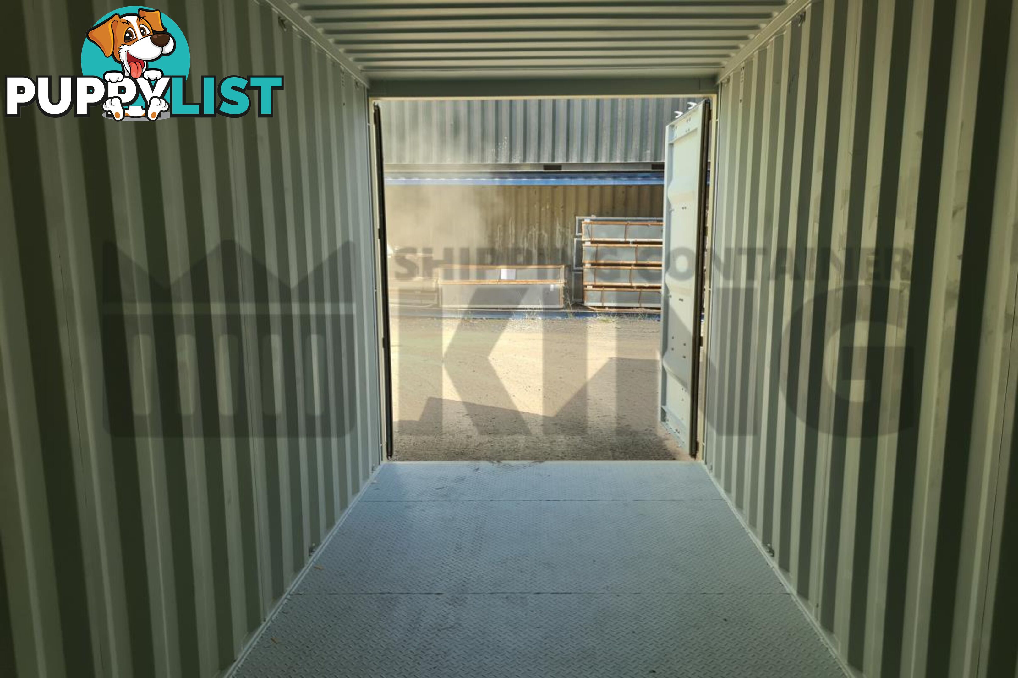 20' HIGH CUBE SHIPPING CONTAINER (STEEL FLOOR) - in Brisbane