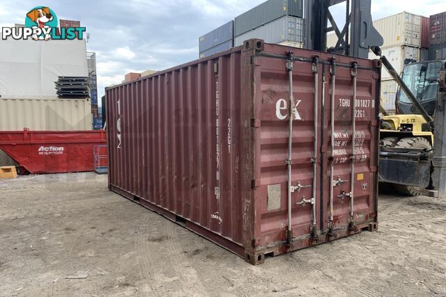 20' STANDARD HEIGHT SHIPPING CONTAINER - in Brisbane