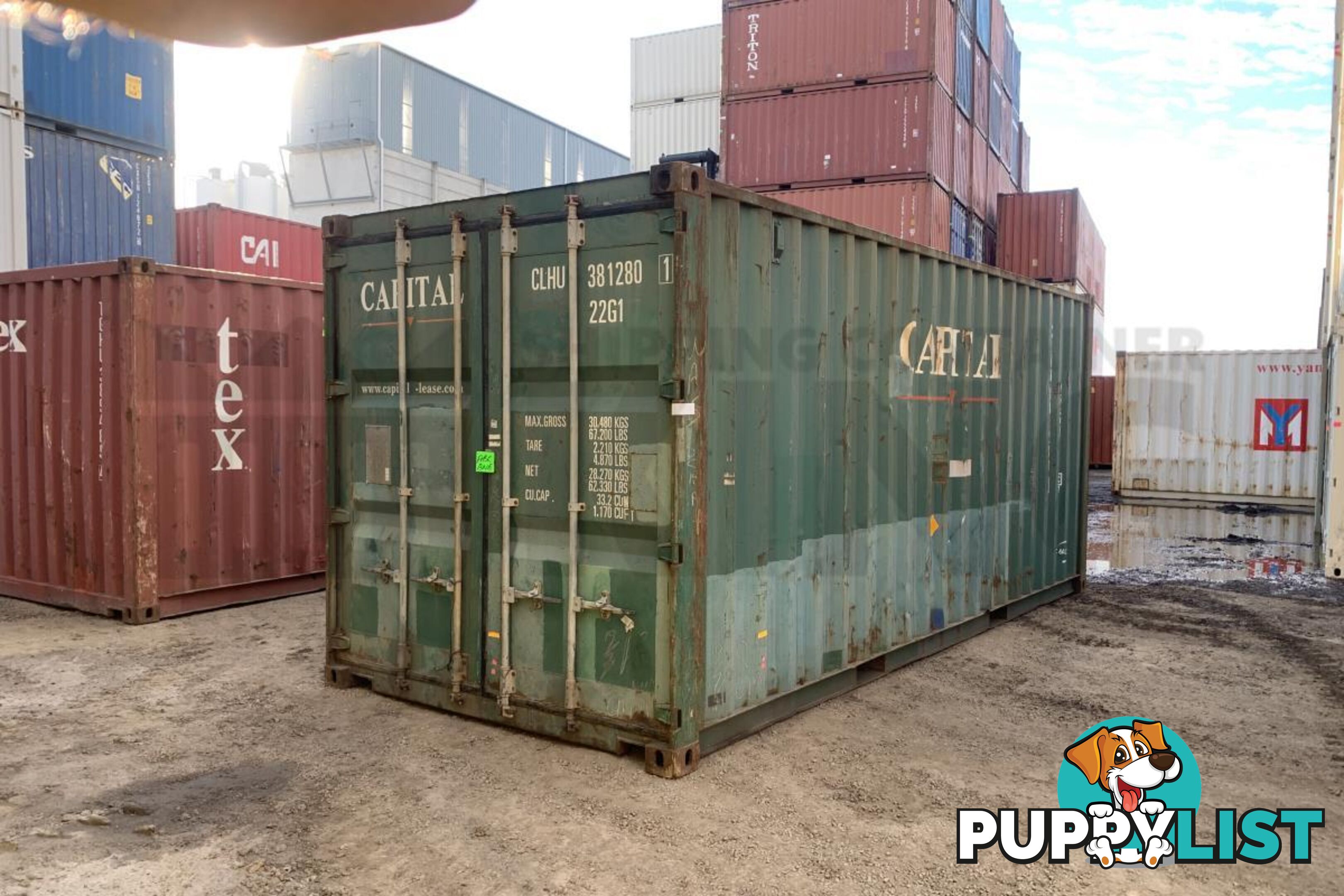 20' STANDARD HEIGHT SHIPPING CONTAINER - in Brisbane