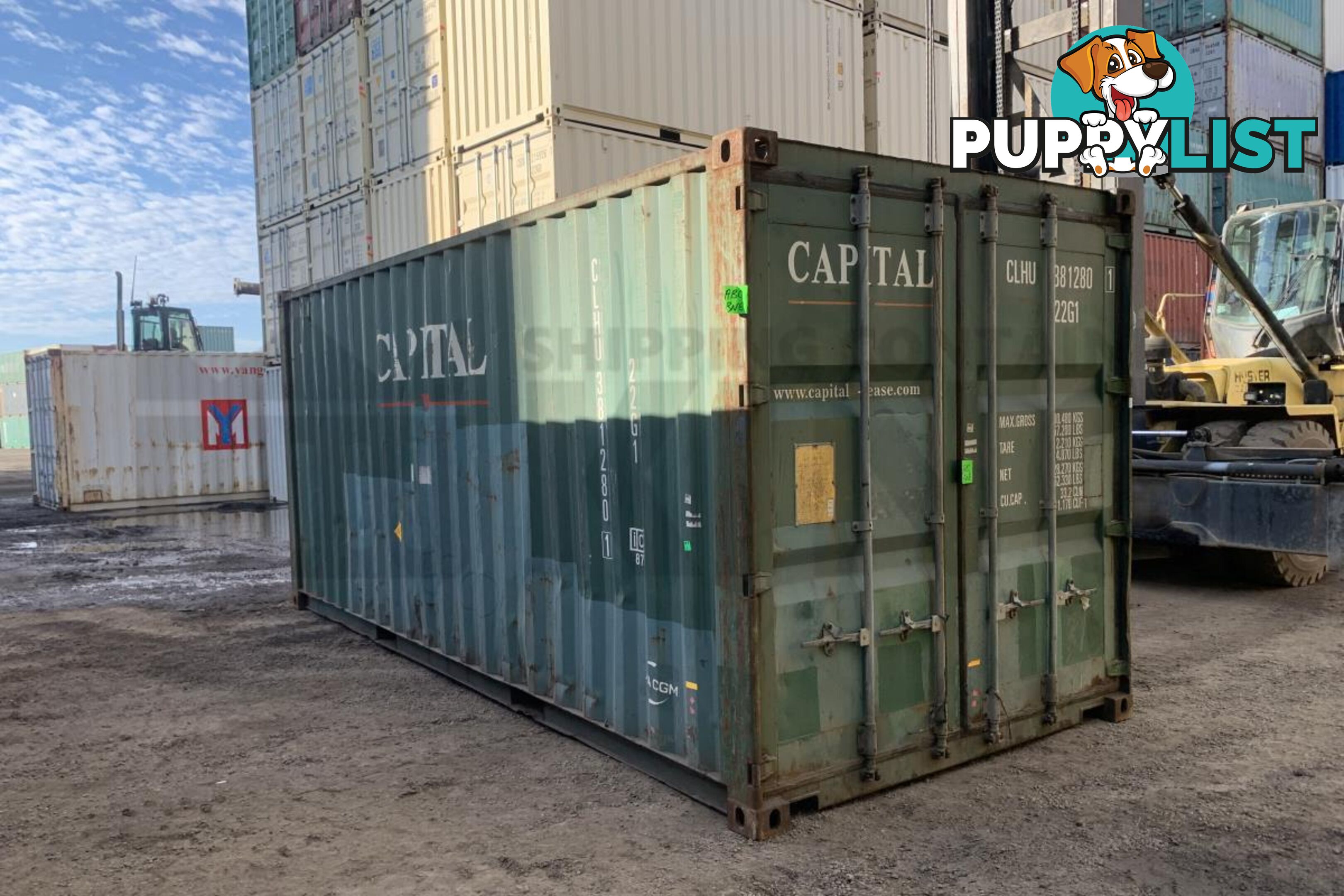 20' STANDARD HEIGHT SHIPPING CONTAINER - in Brisbane