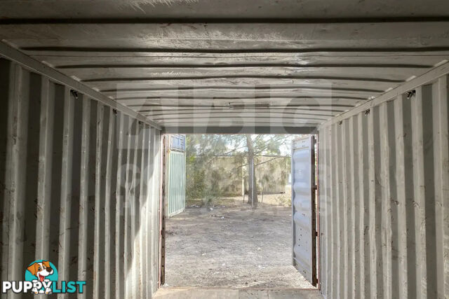 20' STANDARD HEIGHT SHIPPING CONTAINER - in Brisbane