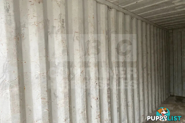 20' STANDARD HEIGHT SHIPPING CONTAINER - in Brisbane