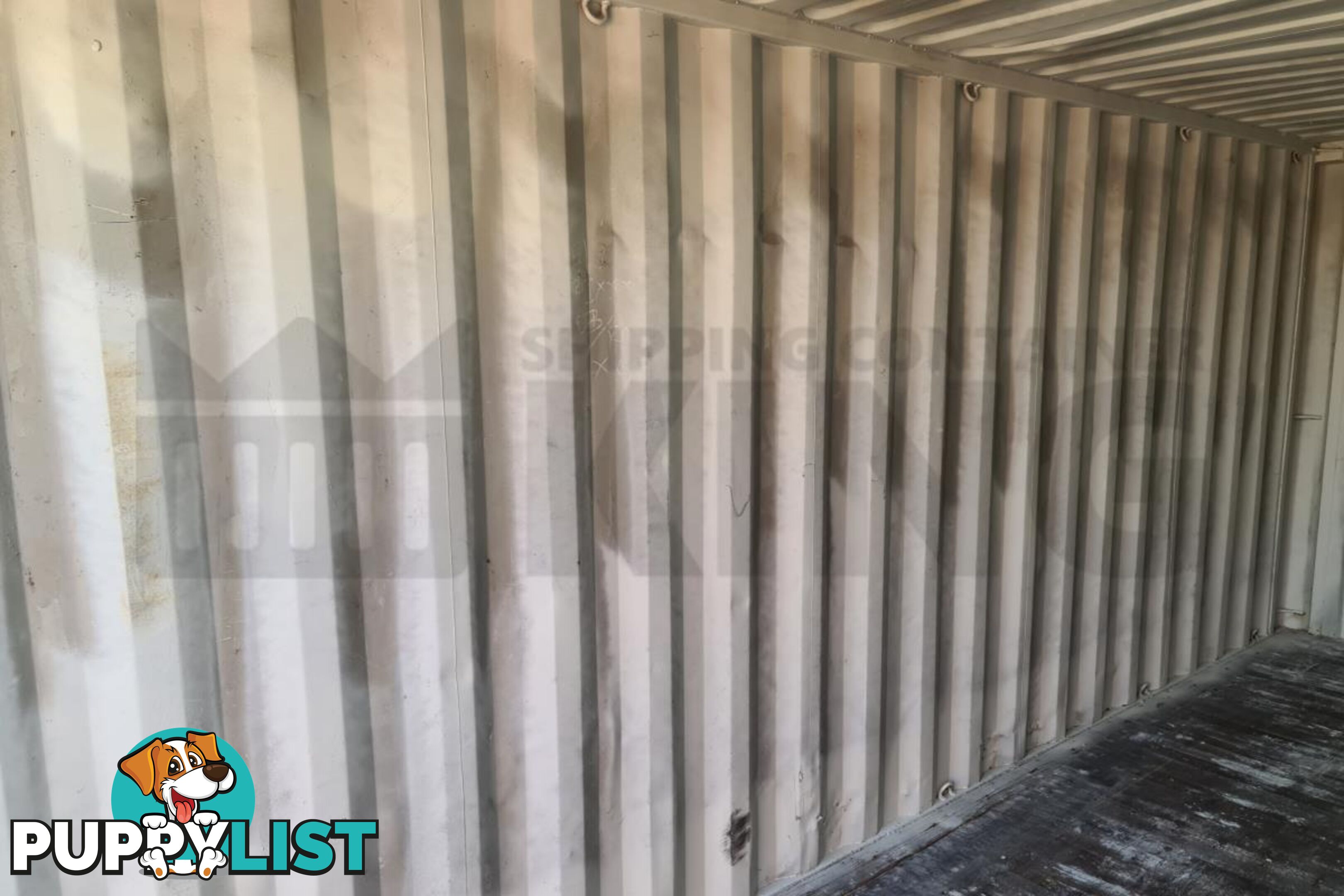 20' STANDARD HEIGHT SHIPPING CONTAINER - in Brisbane