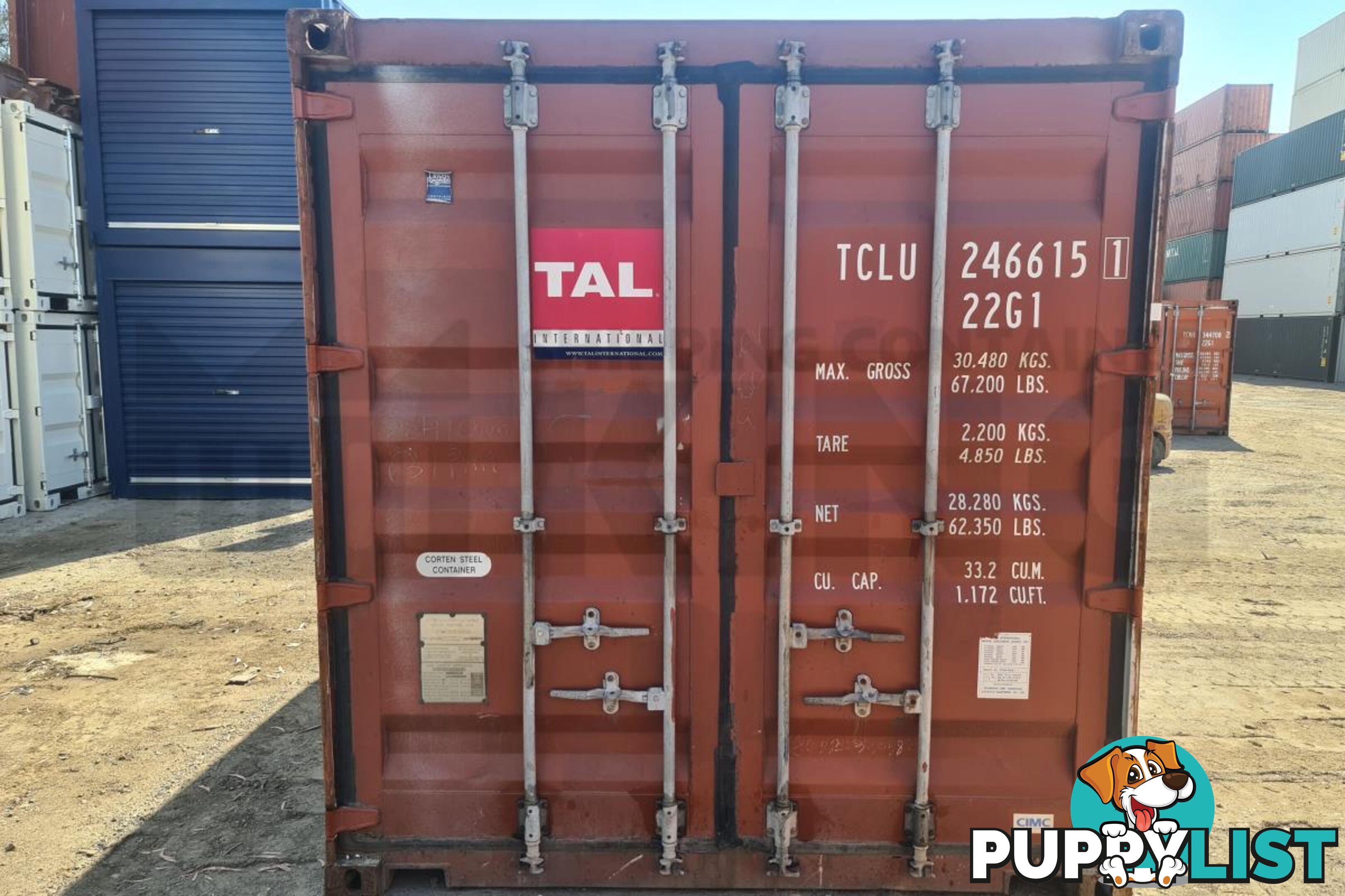 20' STANDARD HEIGHT SHIPPING CONTAINER - in Brisbane