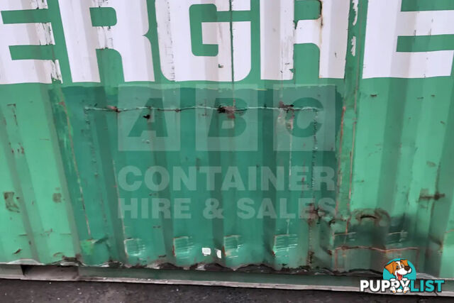 20' STANDARD HEIGHT SHIPPING CONTAINER - in Chinchilla