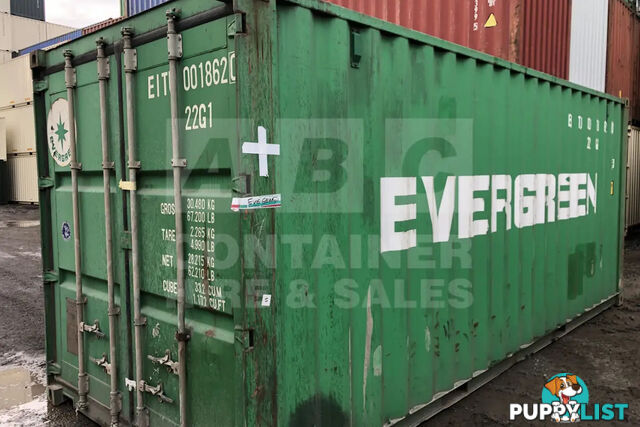 20' STANDARD HEIGHT SHIPPING CONTAINER - in Chinchilla