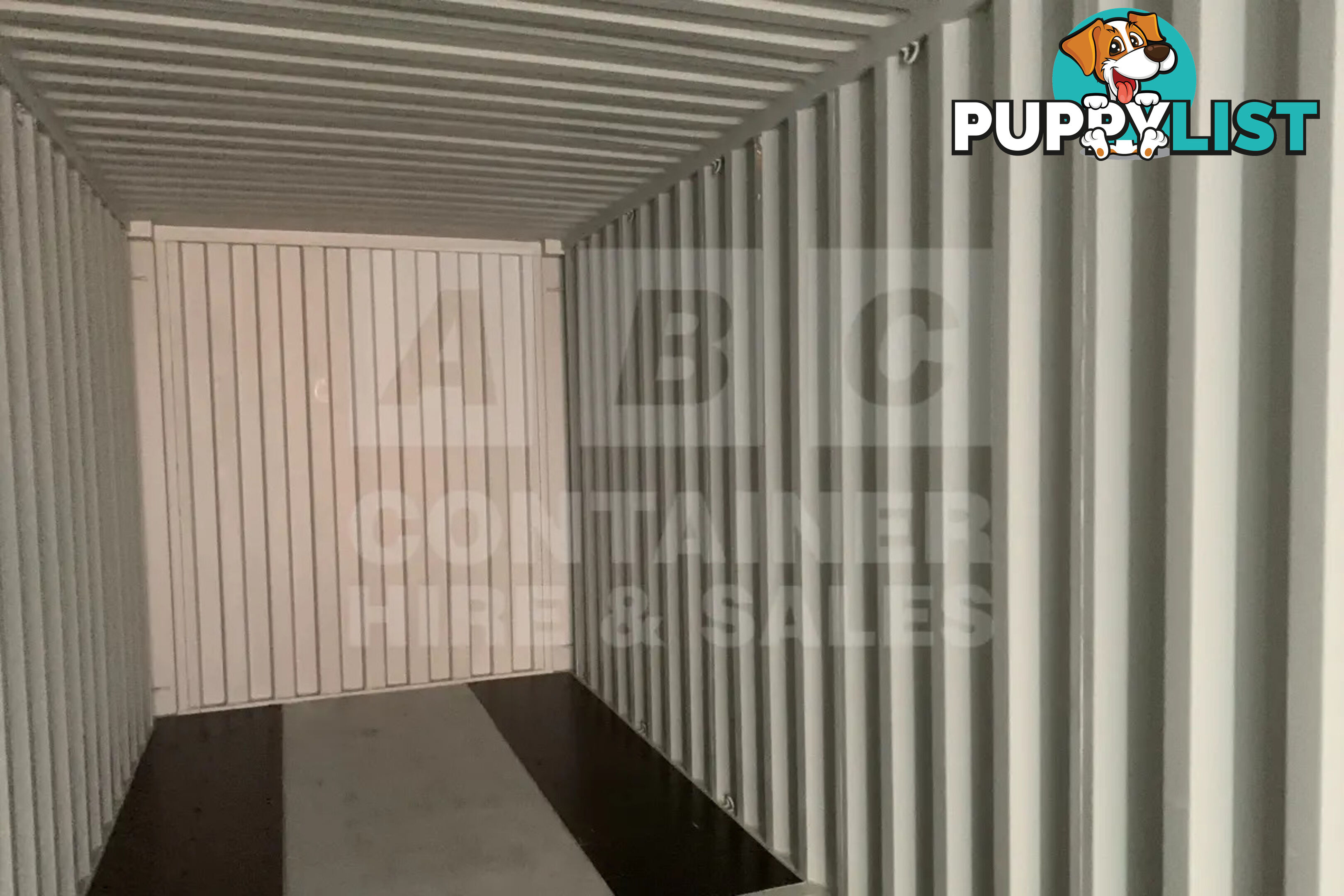 40' HIGH CUBE SHIPPING CONTAINER