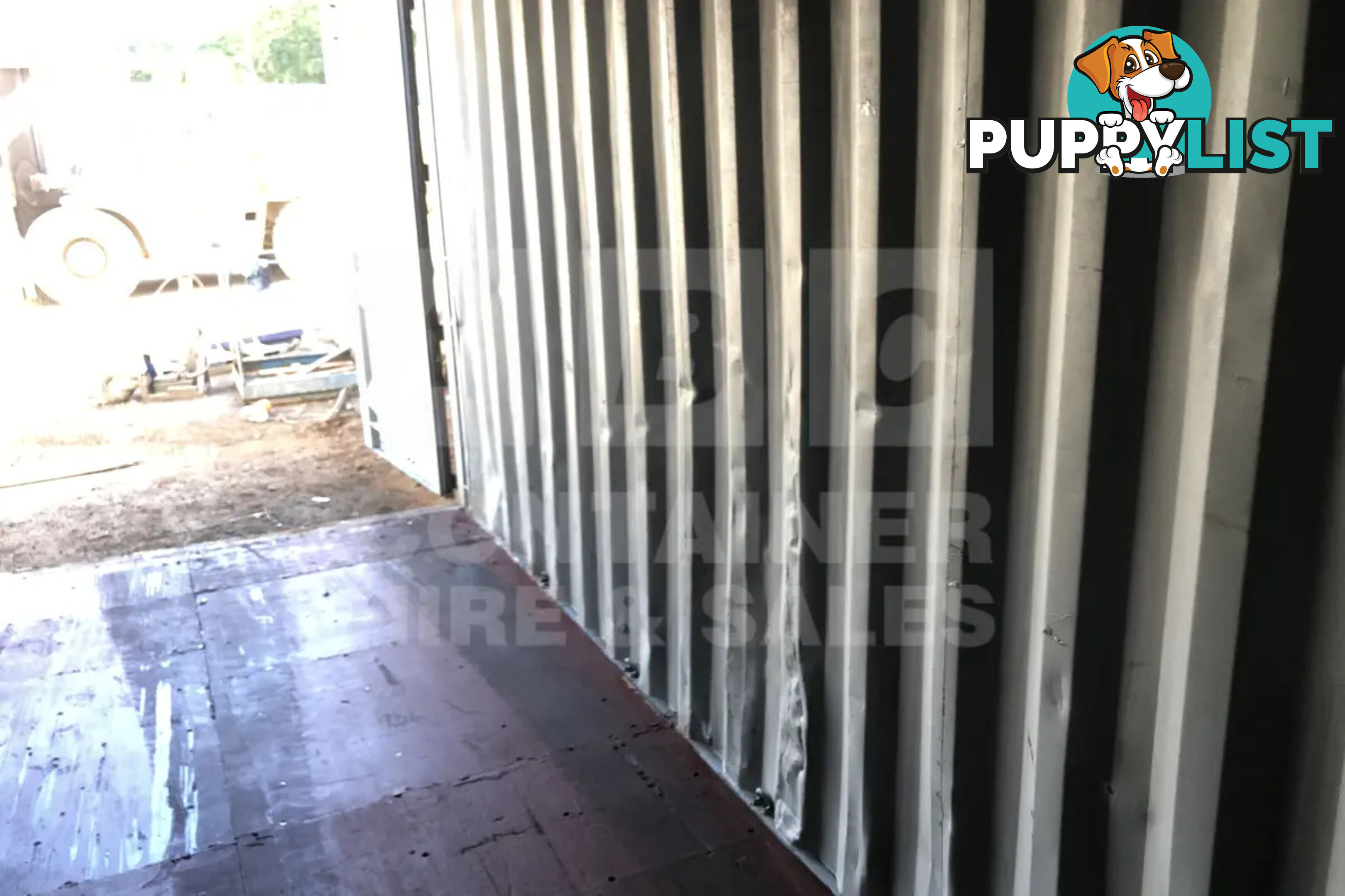 20' STANDARD HEIGHT SHIPPING CONTAINER