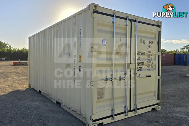 20' STANDARD HEIGHT SHIPPING CONTAINER - in Townsville