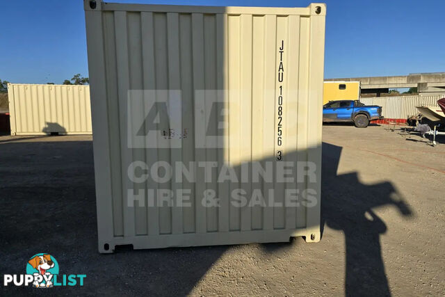 20' STANDARD HEIGHT SHIPPING CONTAINER - in Townsville